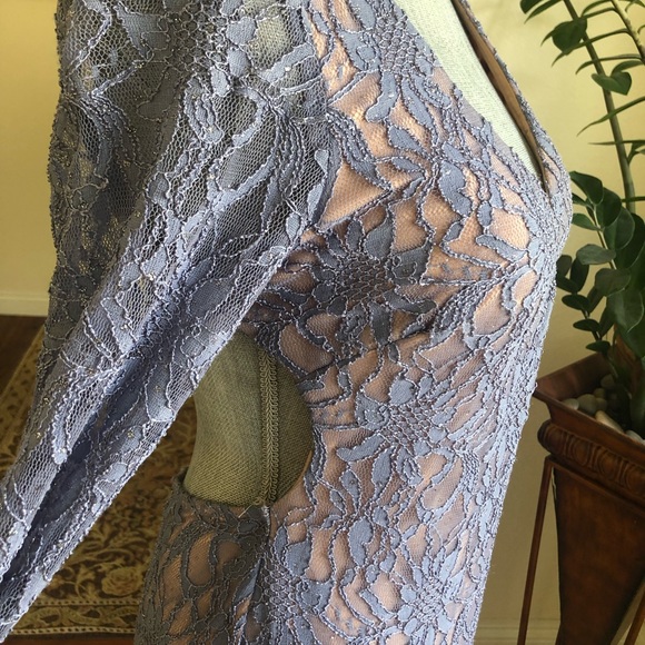 Windsor Periwinkle Blue Evening Gown - Picture 4 of 5